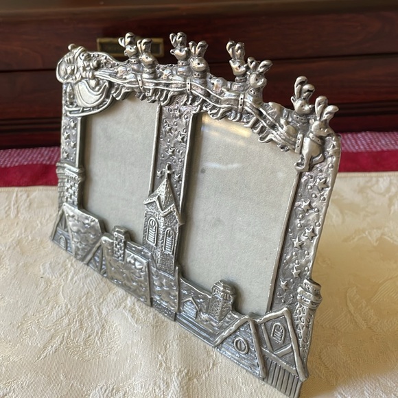 Pewter Christmas Holiday Santa double picture frame - Picture 7 of 7